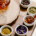 جای ادویه با پایه چوبی